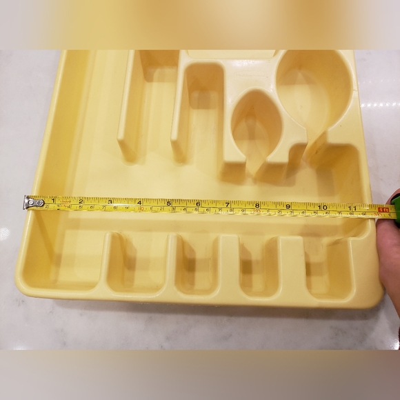 Rubbermaid Plastic Flatware Holder, Drawer Organizer, Cutlery - Picture 11 of 12